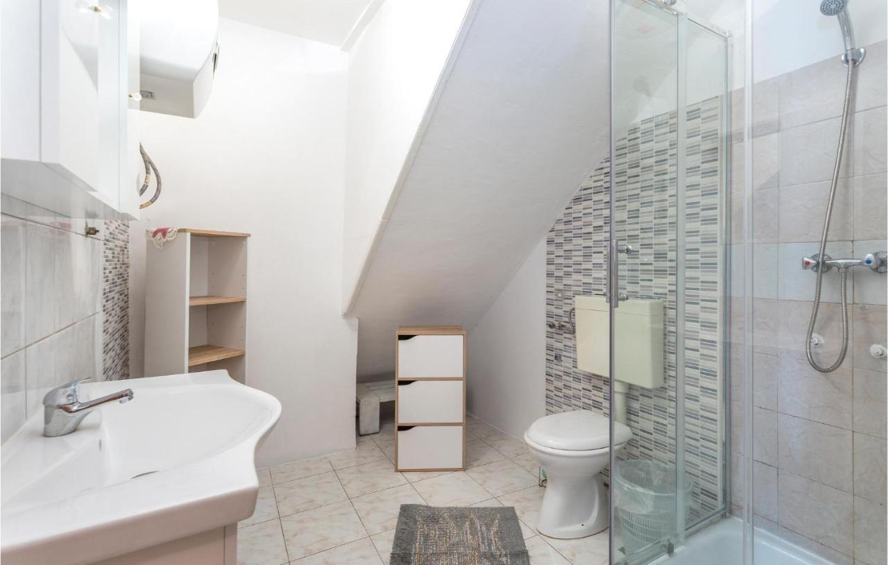 Lovely Apartment In Stara Baska 1 With Kitchen Zewnętrze zdjęcie