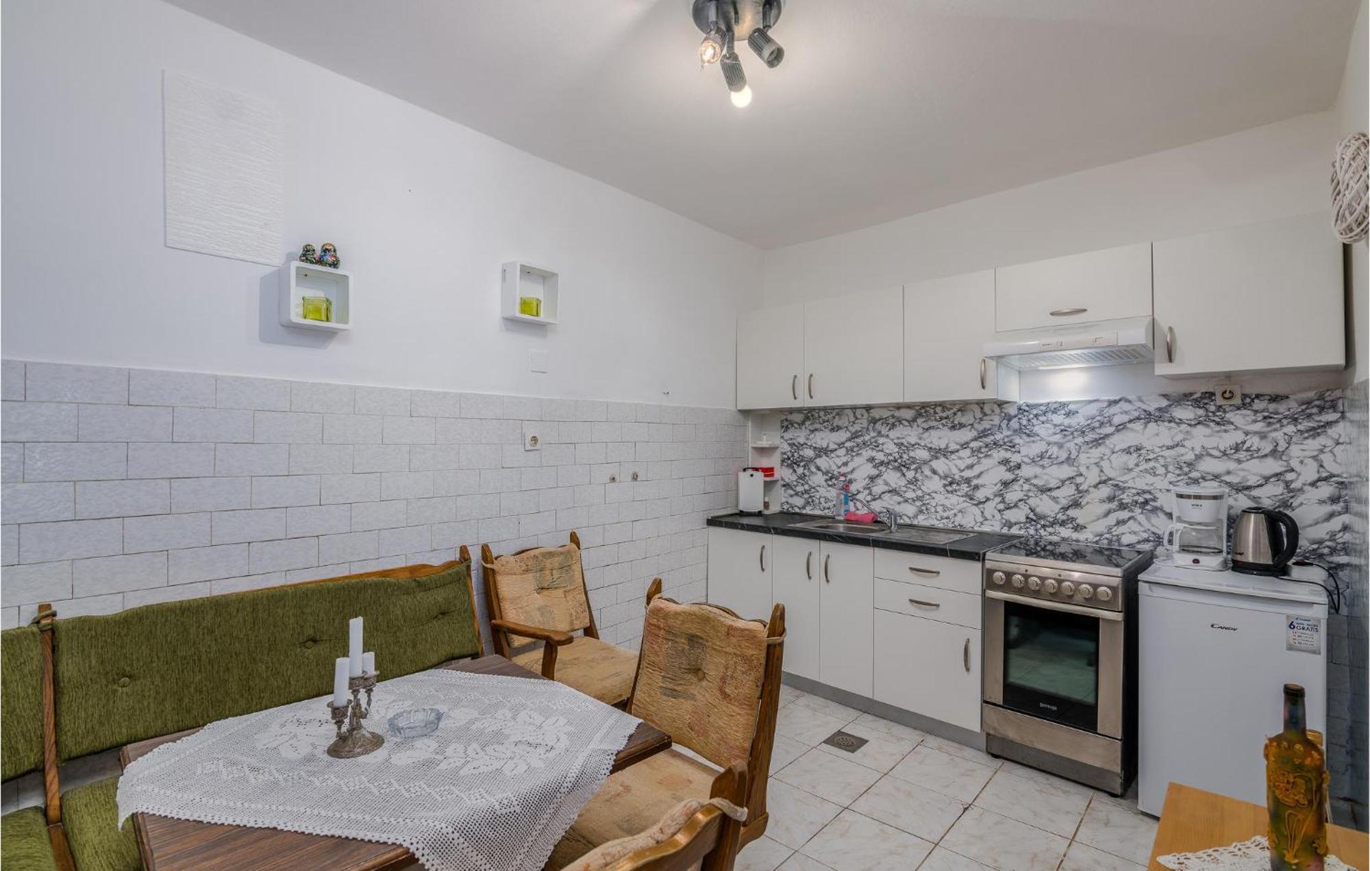 Lovely Apartment In Stara Baska 1 With Kitchen Zewnętrze zdjęcie